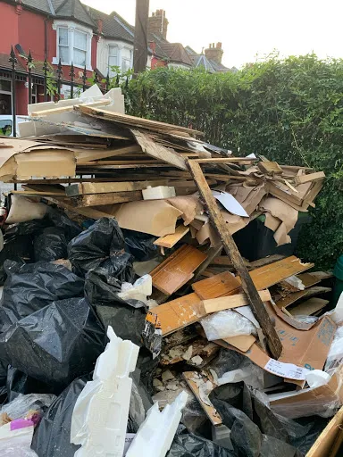 DIY wood & kitchen waste £115