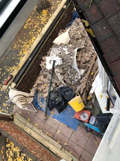construction waste removed for £150
