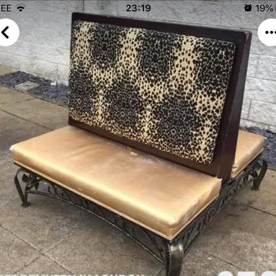 E1 hackney double sided sofa chair £65