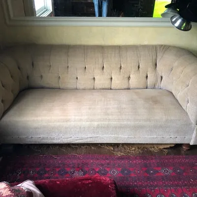 SE15 Southwark chesterfield 2 seater sofa £45 