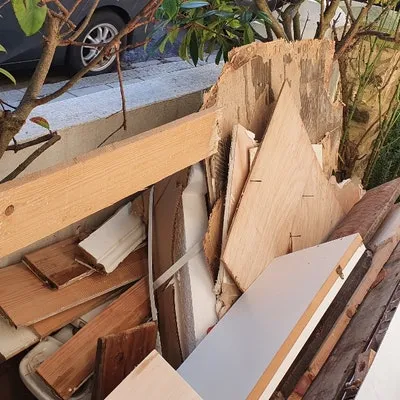 Tiles, Plasterboard, Wood collection for £175